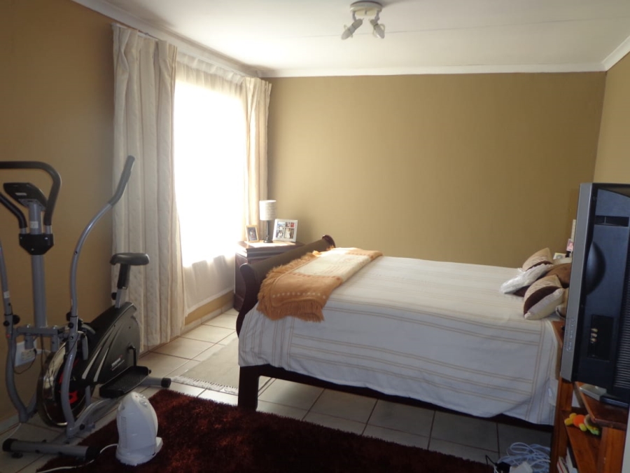 4 Bedroom Property for Sale in The Orchards Gauteng