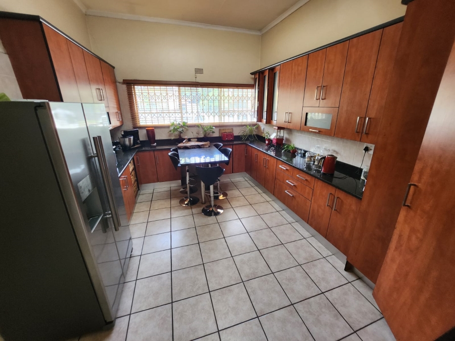 5 Bedroom Property for Sale in Vanderbijlpark Sw 2 Gauteng