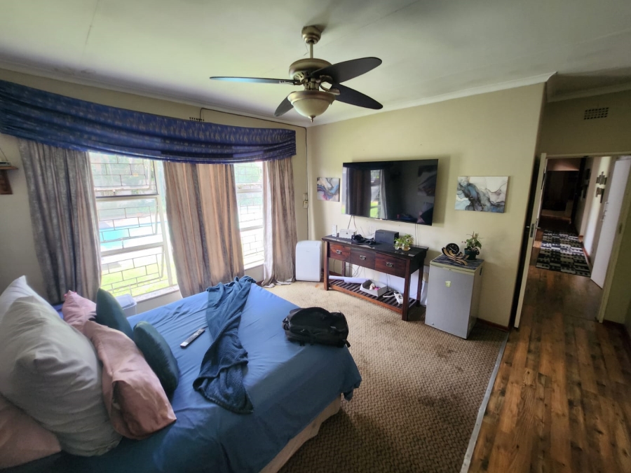 5 Bedroom Property for Sale in Vanderbijlpark Sw 2 Gauteng