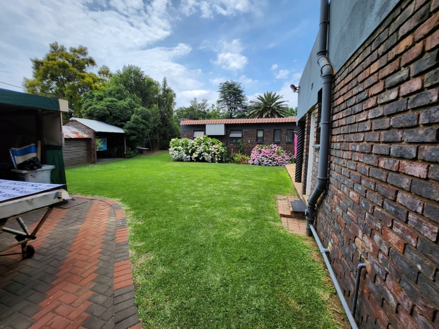 5 Bedroom Property for Sale in Vanderbijlpark Sw 2 Gauteng