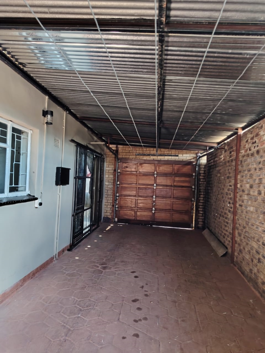 3 Bedroom Property for Sale in Eersterust Gauteng