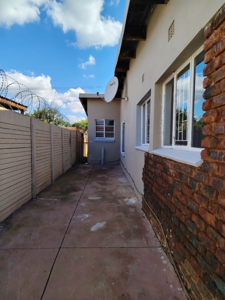 3 Bedroom Property for Sale in Eersterust Gauteng