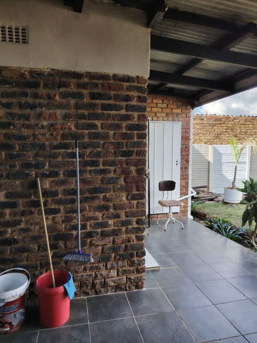 3 Bedroom Property for Sale in Eersterust Gauteng