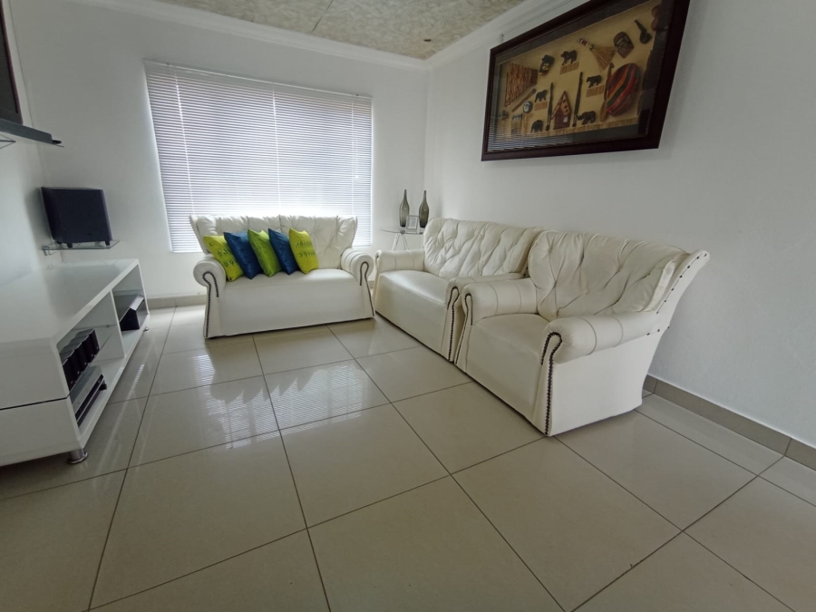 3 Bedroom Property for Sale in Rosslyn Gauteng