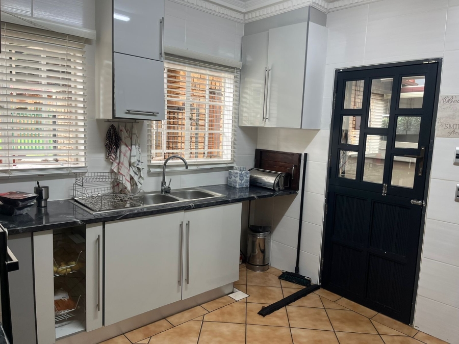 3 Bedroom Property for Sale in Theresa Park Gauteng
