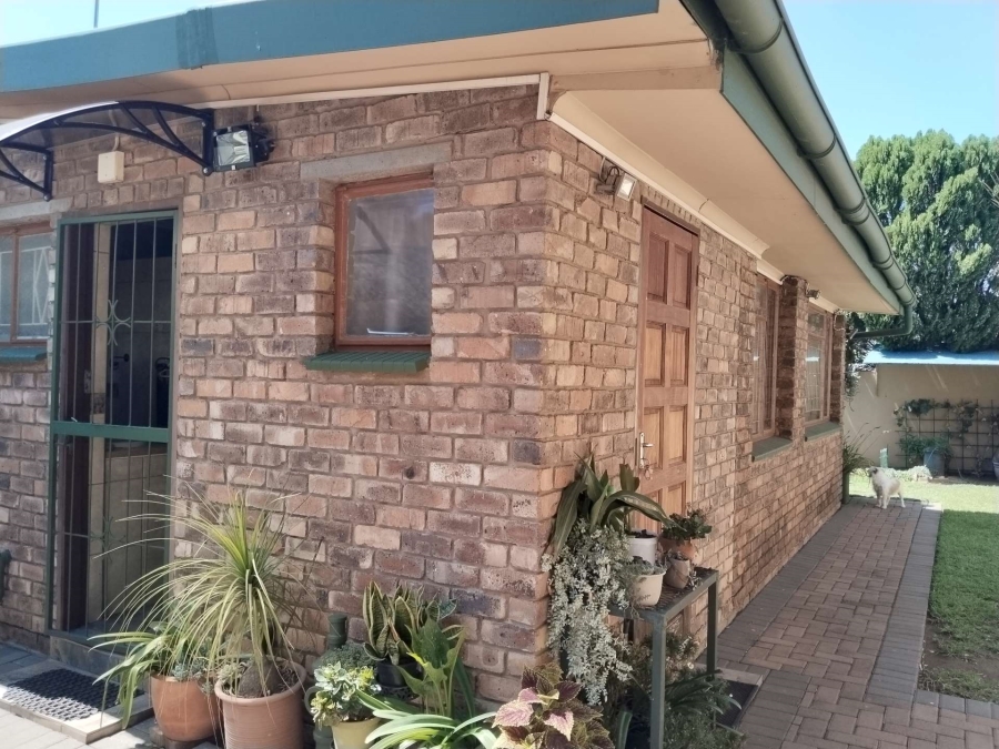 3 Bedroom Property for Sale in Booysens Gauteng