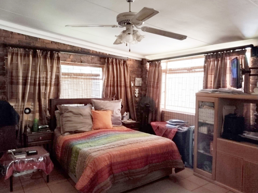 3 Bedroom Property for Sale in Booysens Gauteng