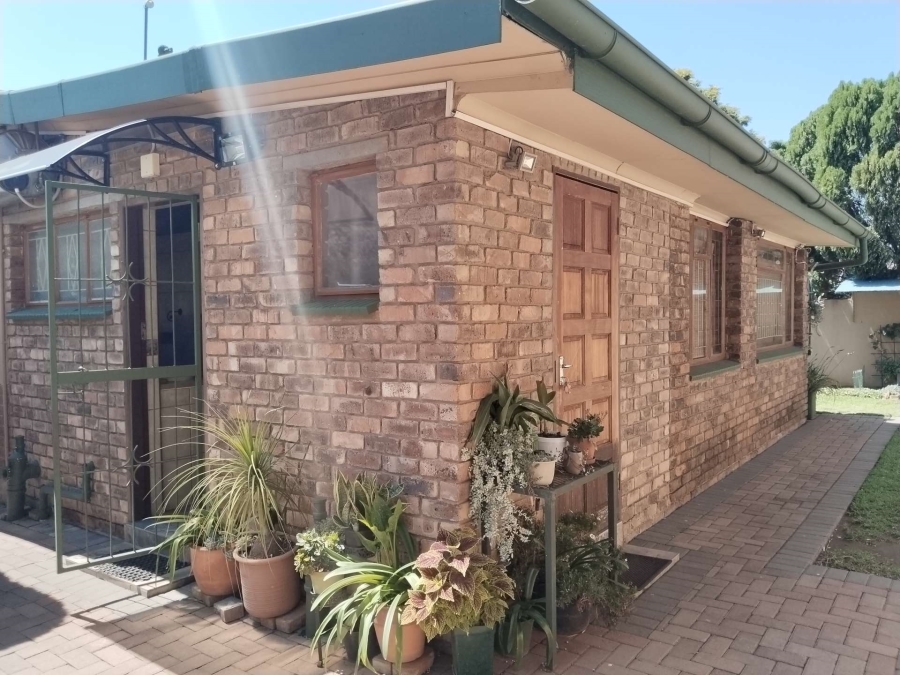 3 Bedroom Property for Sale in Booysens Gauteng