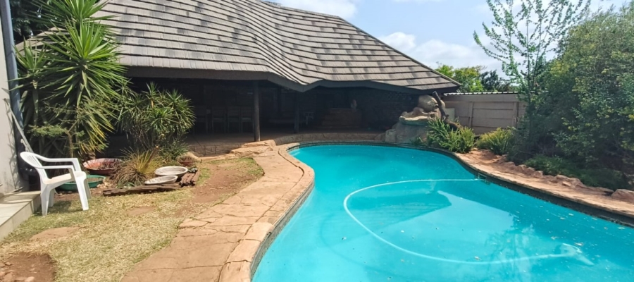 6 Bedroom Property for Sale in Pretoria Gardens Gauteng