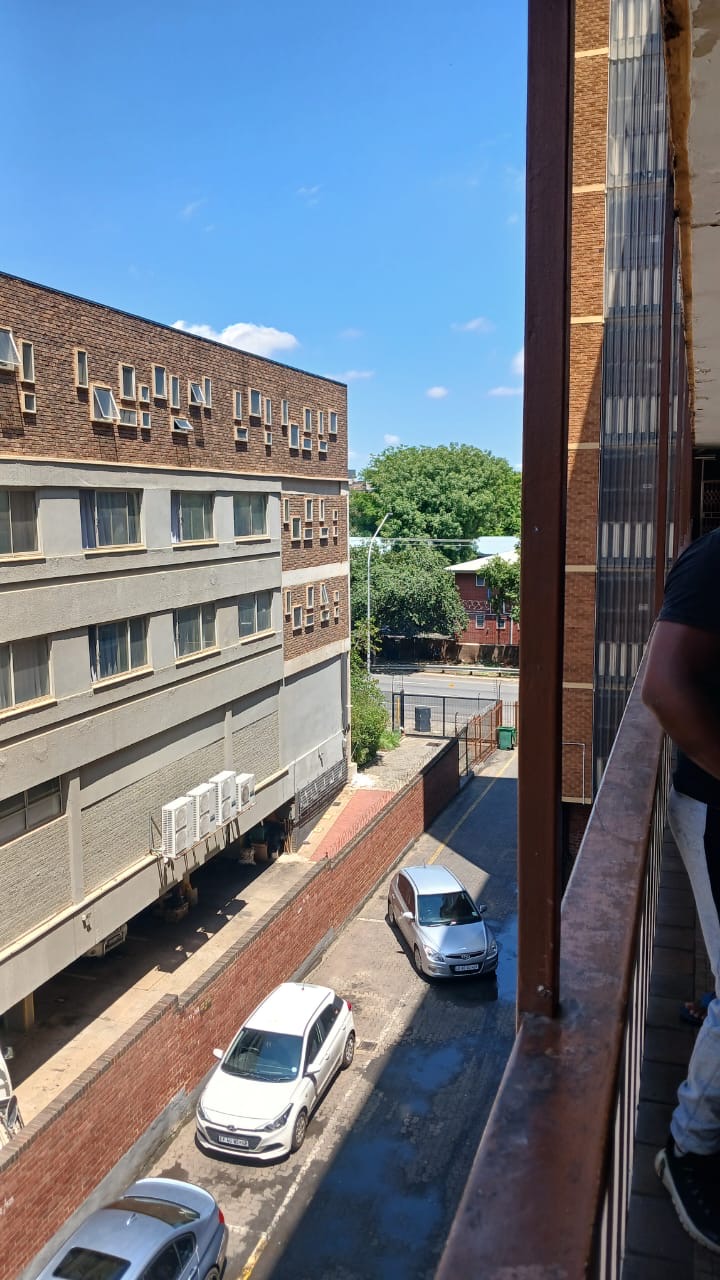 2 Bedroom Property for Sale in Sunnyside Gauteng