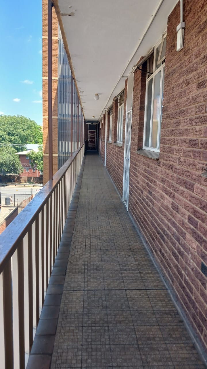 2 Bedroom Property for Sale in Sunnyside Gauteng
