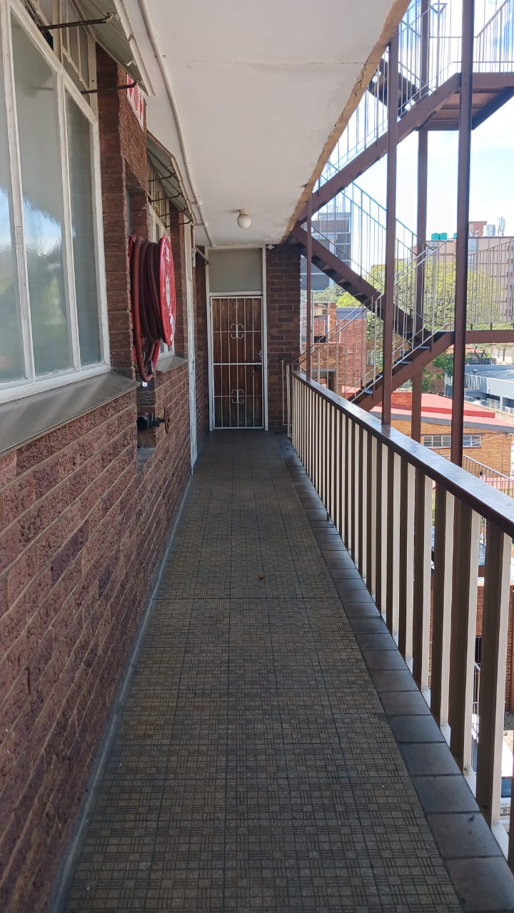 2 Bedroom Property for Sale in Sunnyside Gauteng