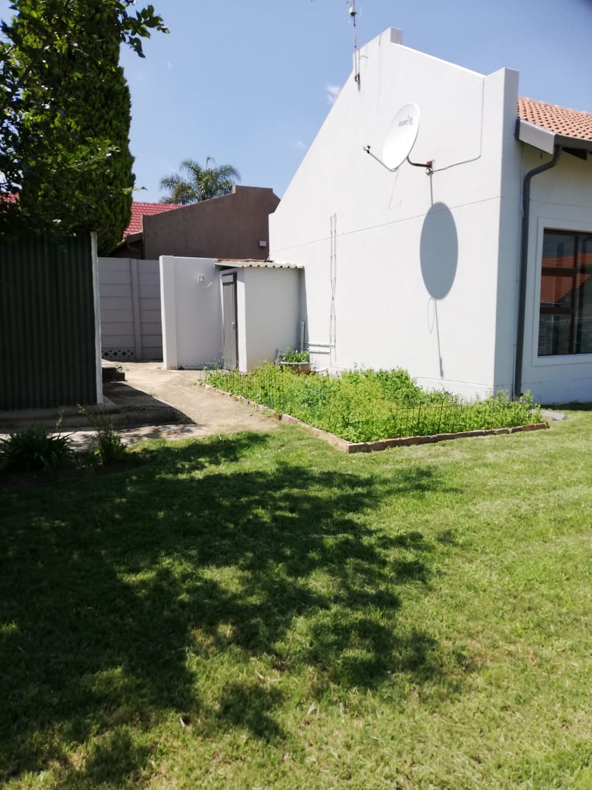 3 Bedroom Property for Sale in Douglasdale Gauteng