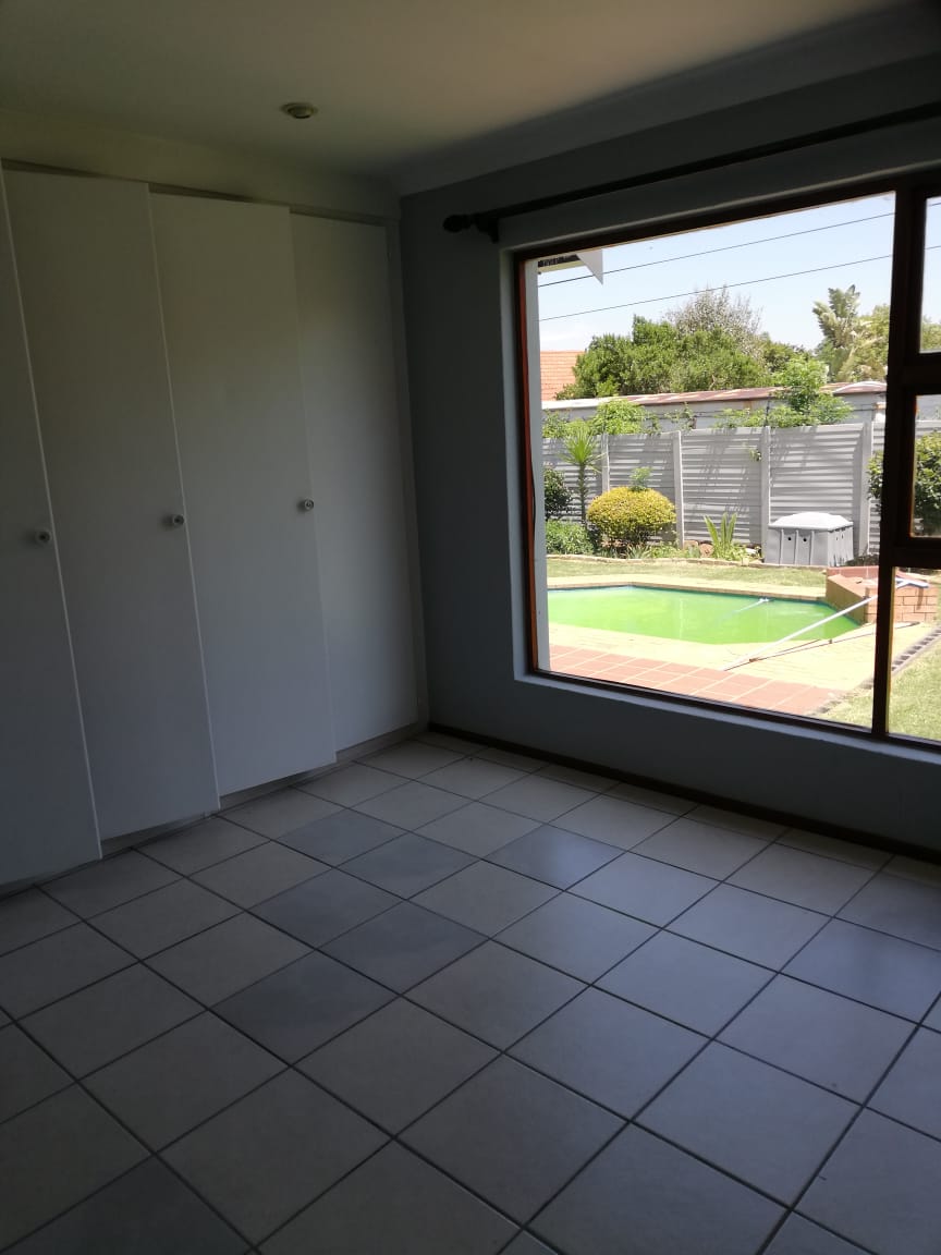 3 Bedroom Property for Sale in Douglasdale Gauteng