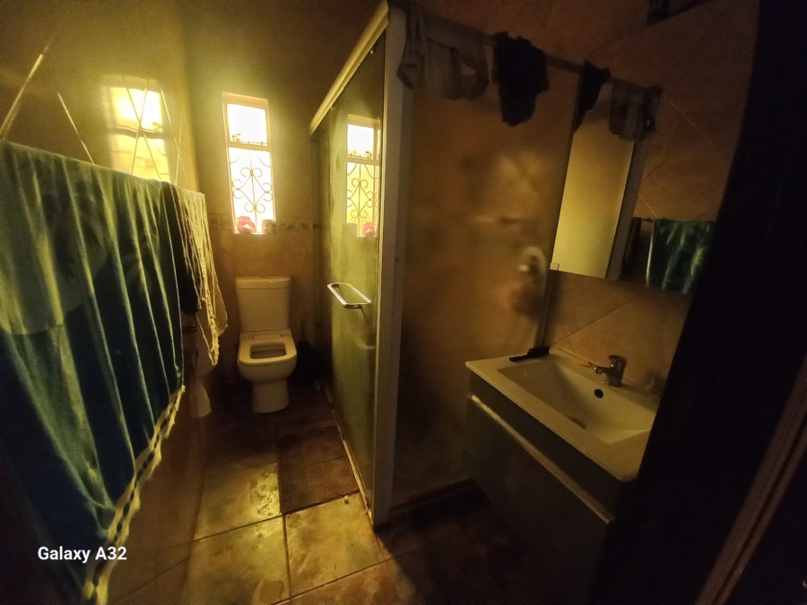 3 Bedroom Property for Sale in Mountain View Gauteng