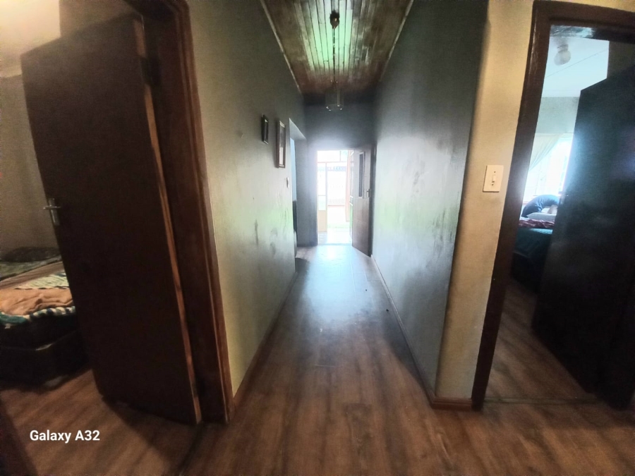 3 Bedroom Property for Sale in Mountain View Gauteng