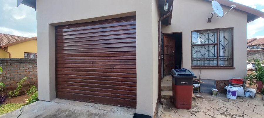 2 Bedroom Property for Sale in Philip Nel Park Gauteng
