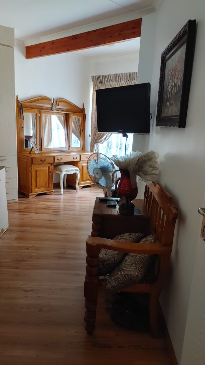 4 Bedroom Property for Sale in Rooihuiskraal Gauteng