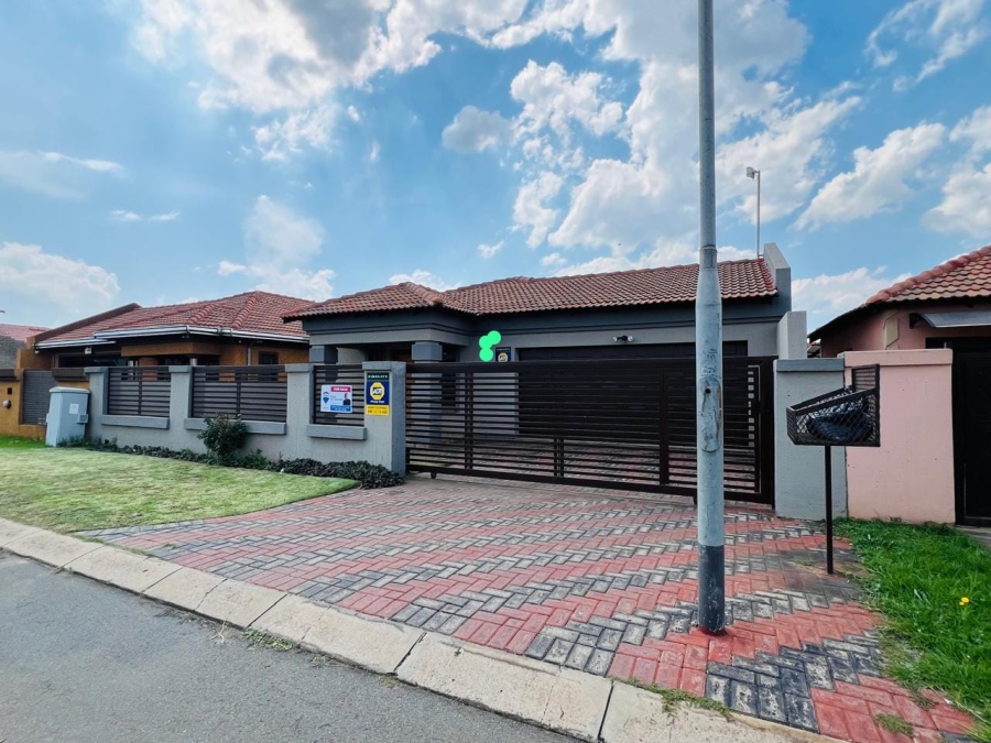 3 Bedroom Property for Sale in Vanderbijlpark CE 7 Gauteng