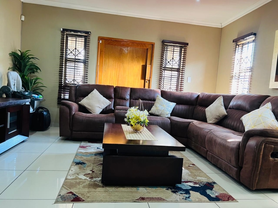 3 Bedroom Property for Sale in Vanderbijlpark CE 7 Gauteng
