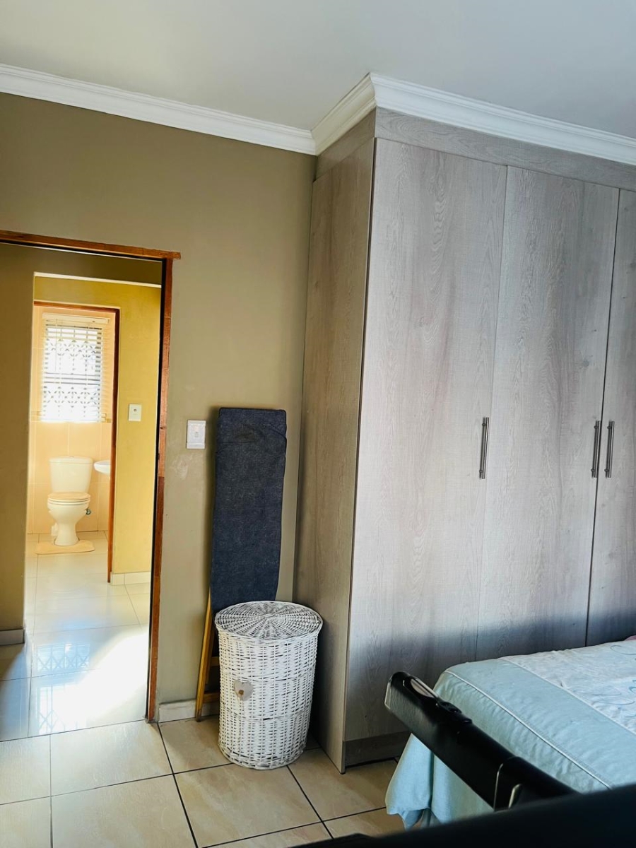 3 Bedroom Property for Sale in Vanderbijlpark CE 7 Gauteng