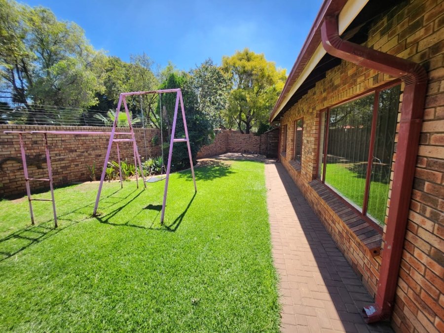 3 Bedroom Property for Sale in Vanderbijlpark SW 5 Gauteng