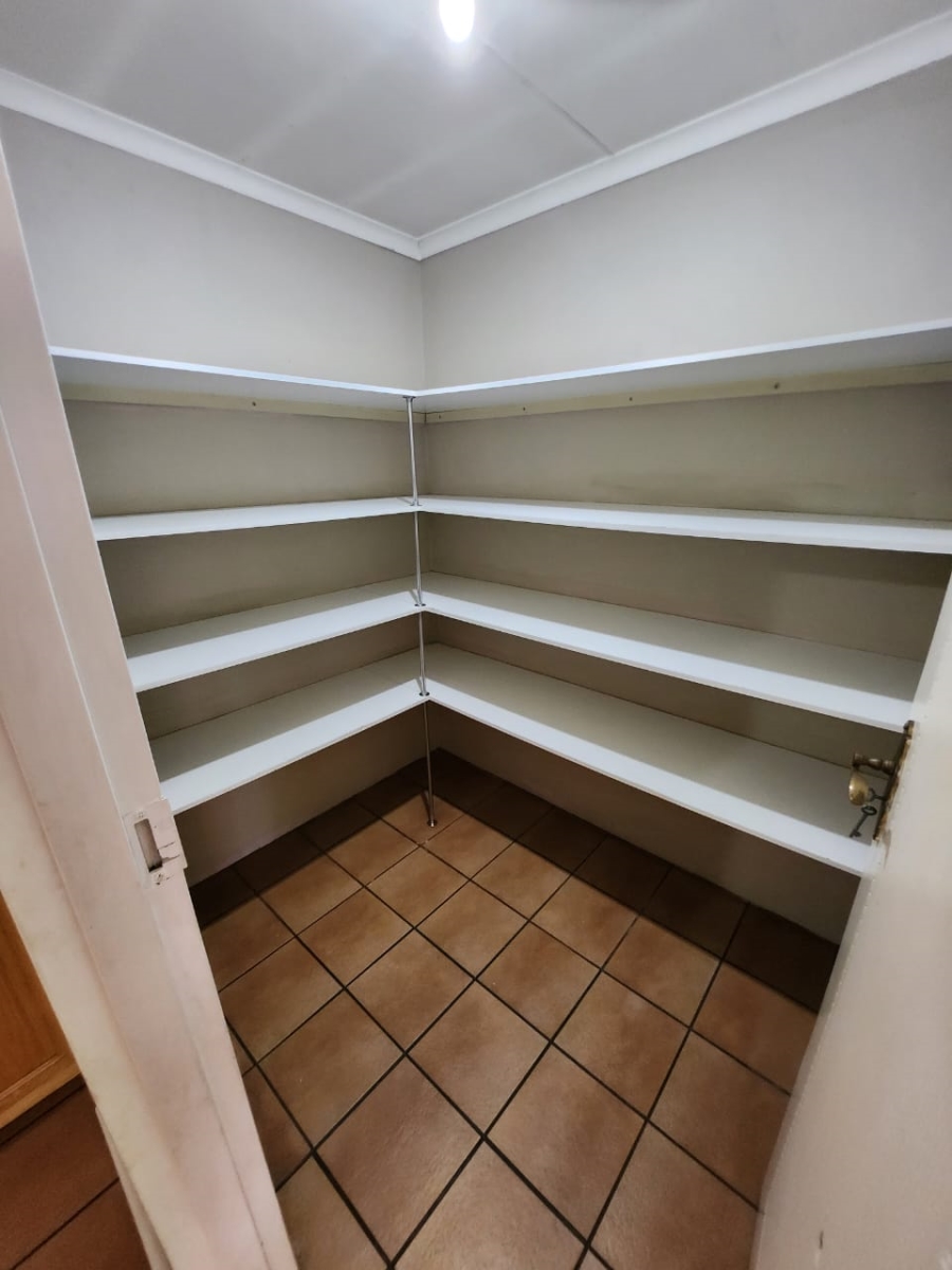 3 Bedroom Property for Sale in Vanderbijlpark SW 5 Gauteng