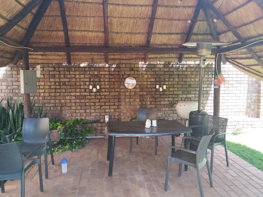4 Bedroom Property for Sale in Magalieskruin Gauteng
