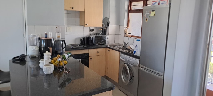 1 Bedroom Property for Sale in Noordwyk Gauteng