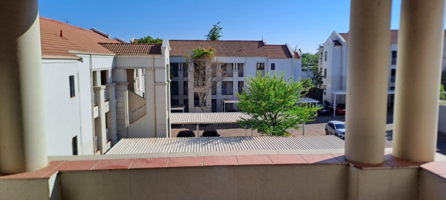 1 Bedroom Property for Sale in Noordwyk Gauteng