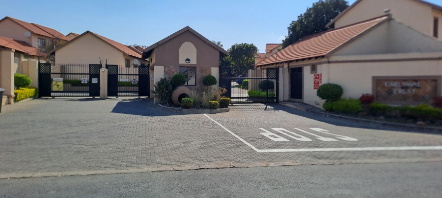 2 Bedroom Property for Sale in Carlswald Gauteng
