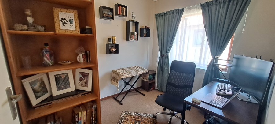2 Bedroom Property for Sale in Carlswald Gauteng