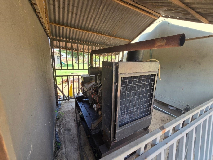 5 Bedroom Property for Sale in Kameeldrift East Gauteng