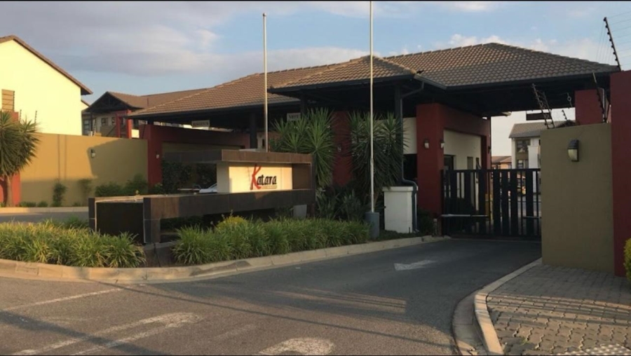 To Let 2 Bedroom Property for Rent in Noordwyk Gauteng