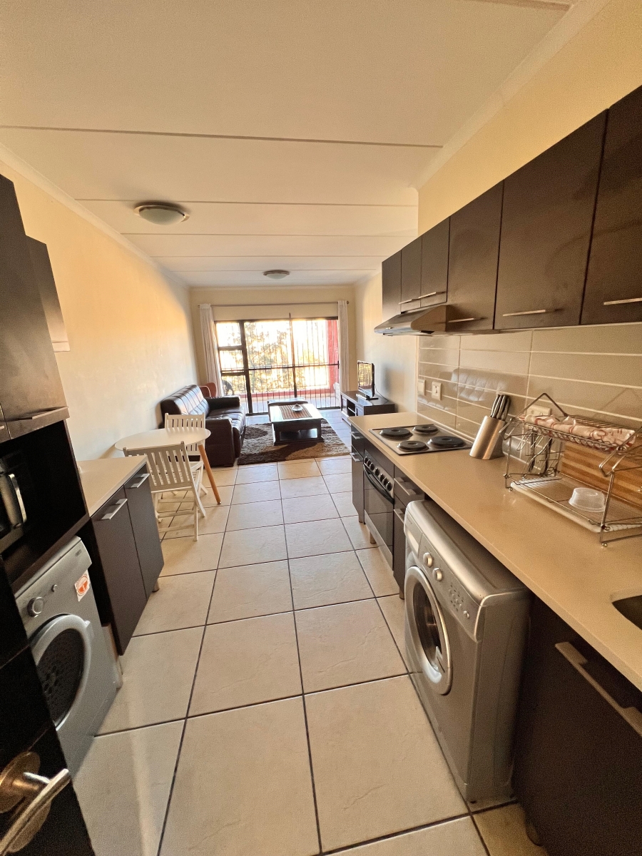 To Let 2 Bedroom Property for Rent in Noordwyk Gauteng