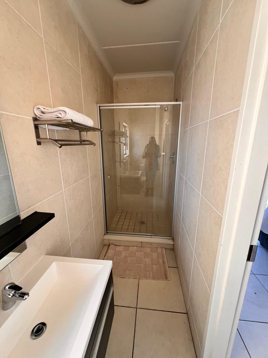 To Let 2 Bedroom Property for Rent in Noordwyk Gauteng