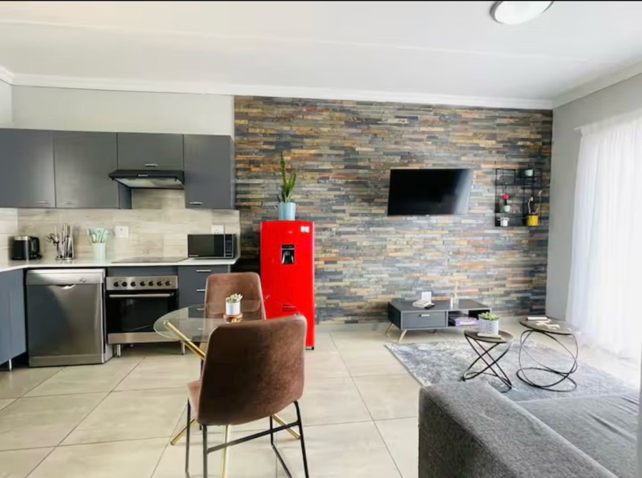 1 Bedroom Property for Sale in Blue Hills Gauteng
