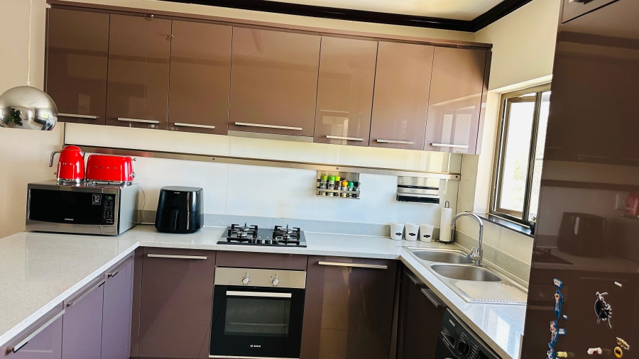 To Let 2 Bedroom Property for Rent in Carlswald Estate Gauteng