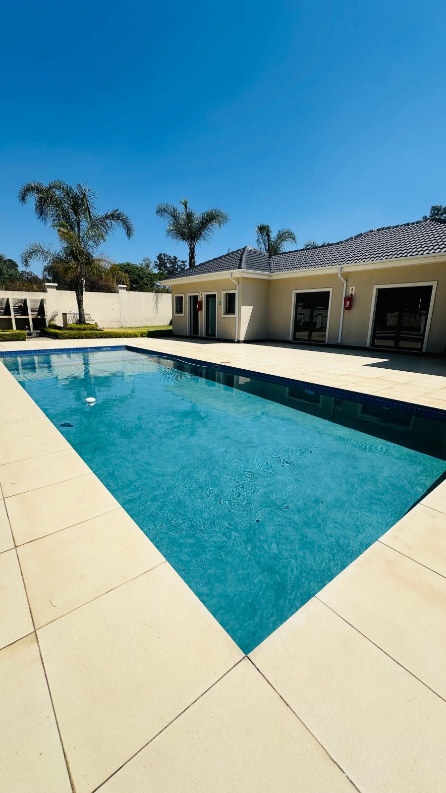 To Let 2 Bedroom Property for Rent in Carlswald Estate Gauteng