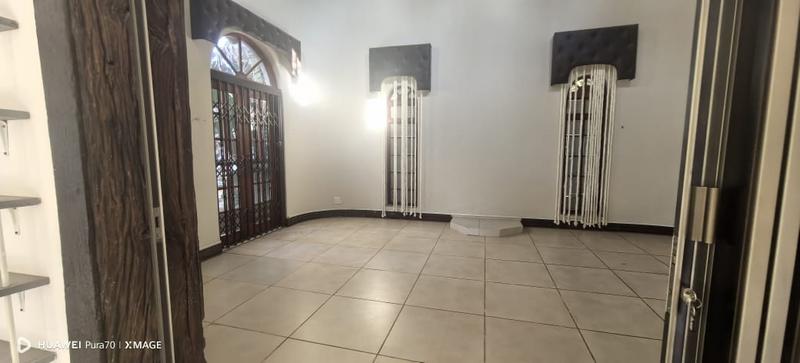 To Let 4 Bedroom Property for Rent in Sundowner Gauteng