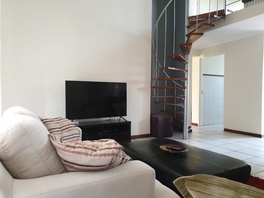 To Let 2 Bedroom Property for Rent in Sunninghill Gauteng