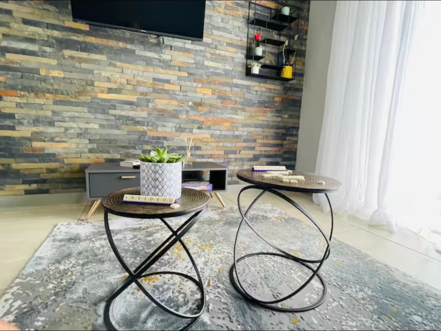 To Let 1 Bedroom Property for Rent in Blue Hills Gauteng