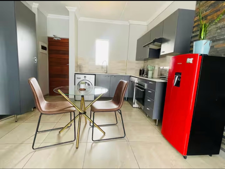 To Let 1 Bedroom Property for Rent in Blue Hills Gauteng