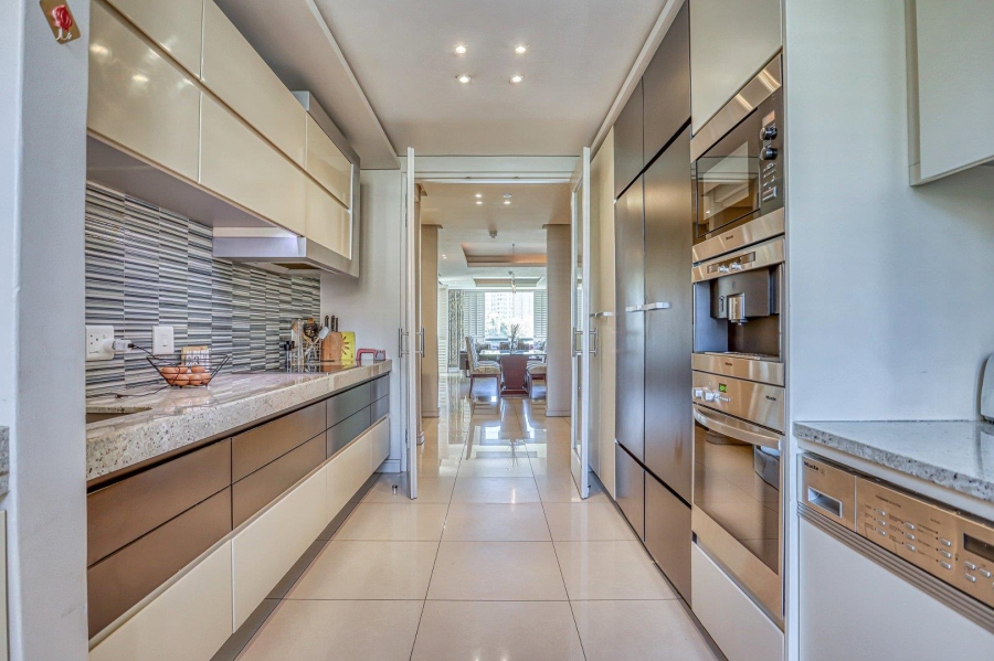 To Let 2 Bedroom Property for Rent in Sandton Central Gauteng