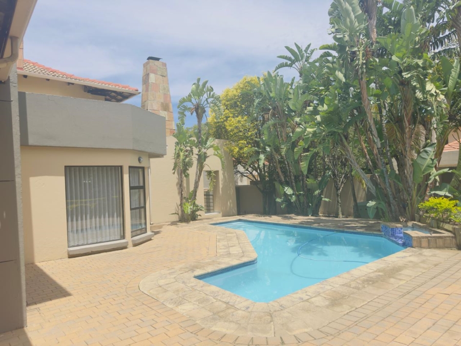 5 Bedroom Property for Sale in Carlswald Gauteng