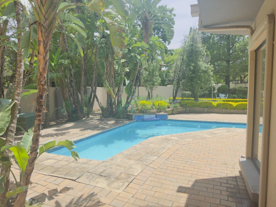 5 Bedroom Property for Sale in Carlswald Gauteng