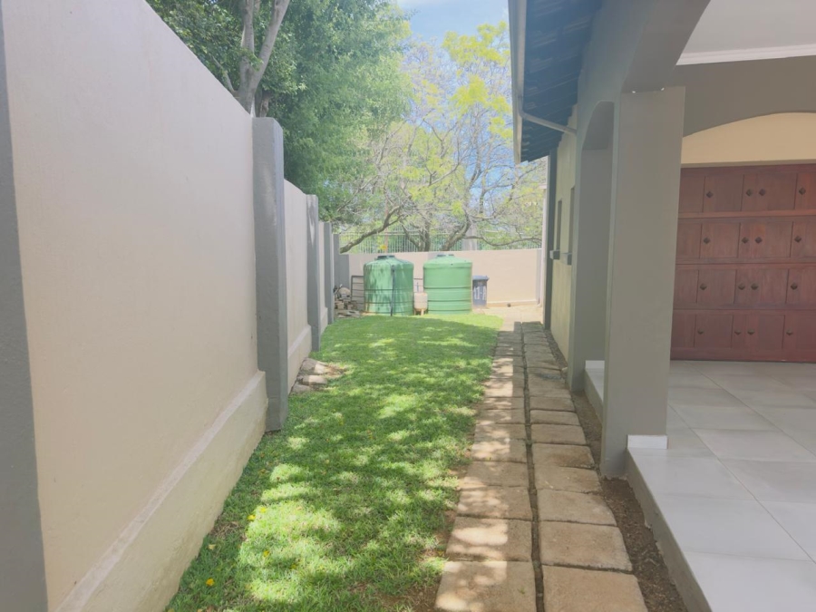 5 Bedroom Property for Sale in Carlswald Gauteng