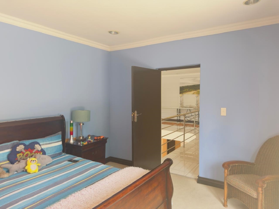 5 Bedroom Property for Sale in Carlswald Gauteng