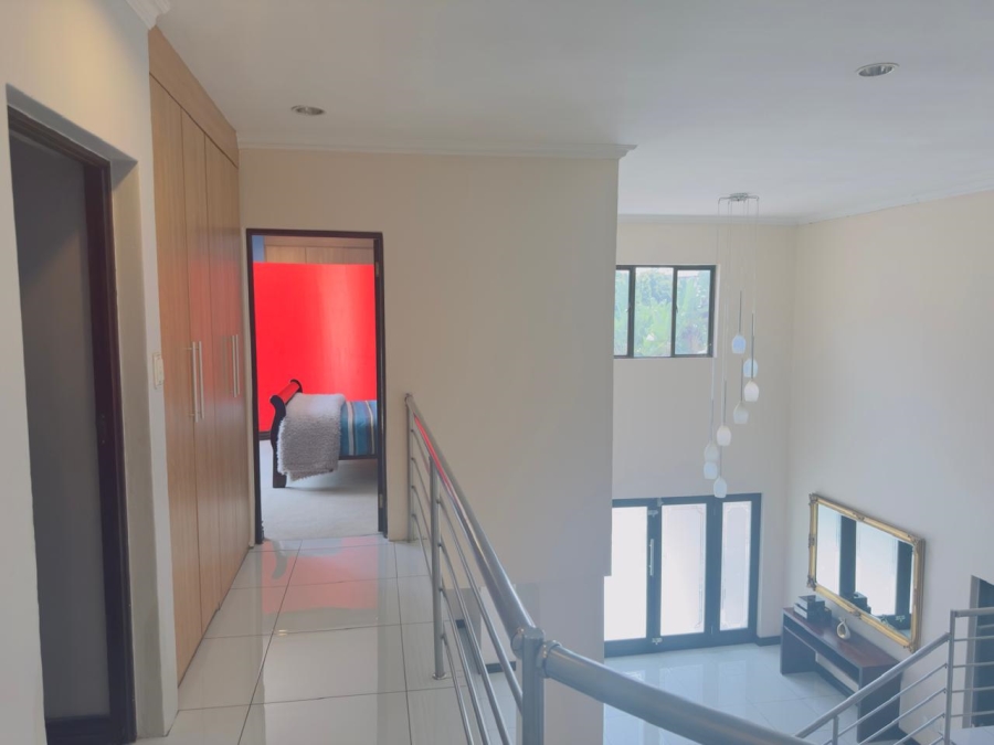 5 Bedroom Property for Sale in Carlswald Gauteng