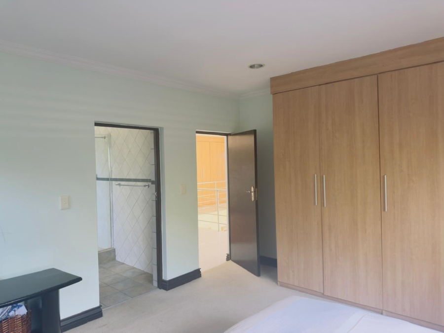 5 Bedroom Property for Sale in Carlswald Gauteng